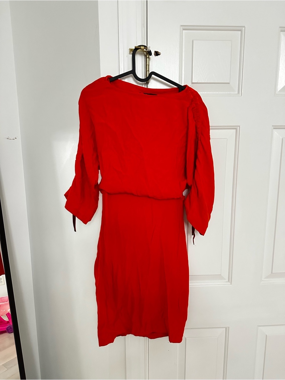 Maje Vibrant Red Midi Dress with Three-Quarter Sleeves